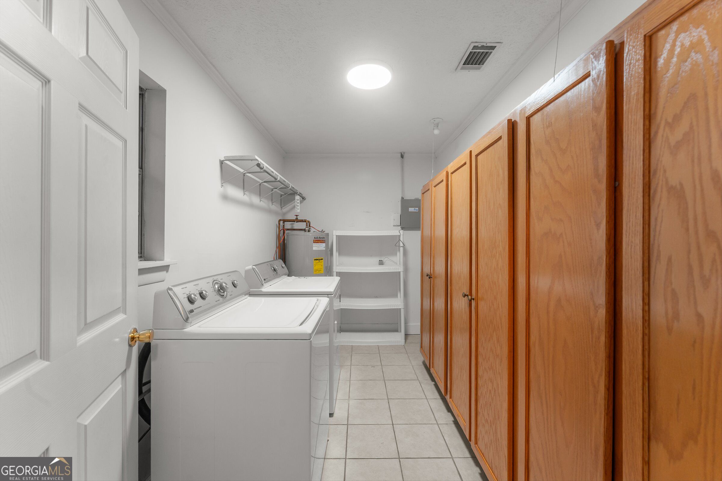 614 N Victory Drive Property Photo 46