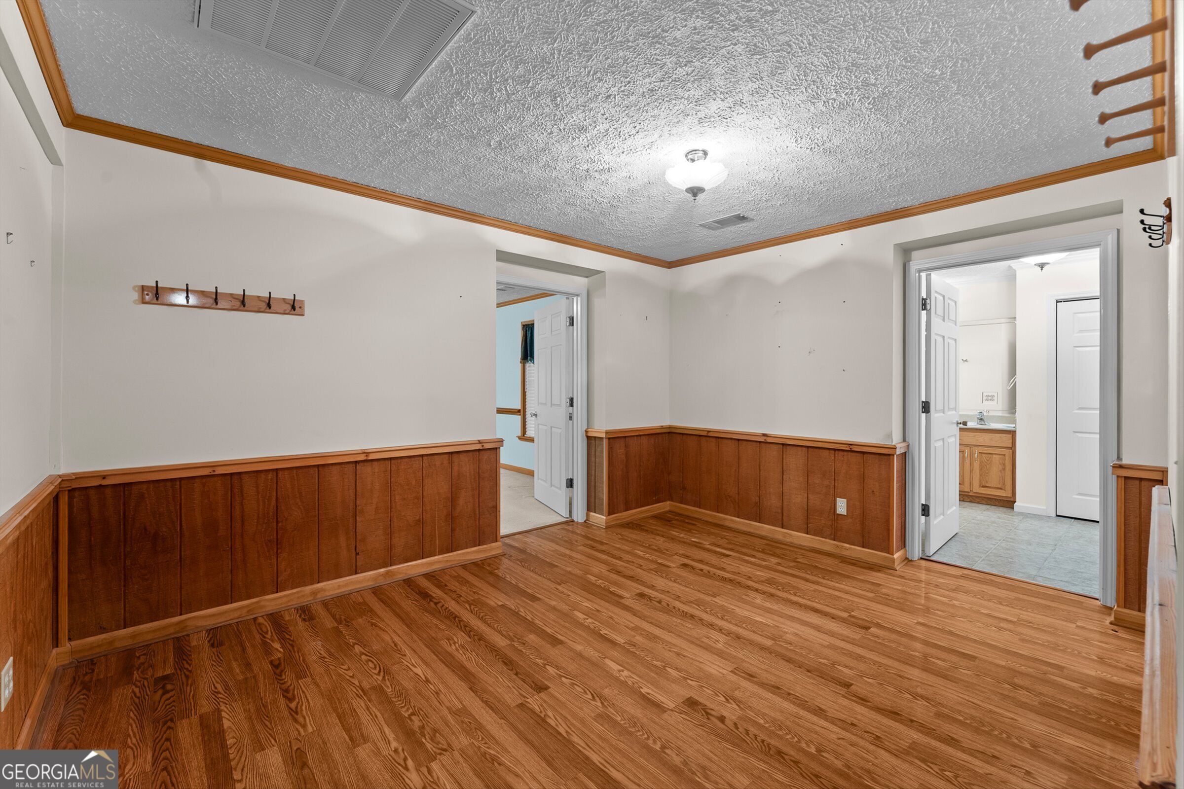614 N Victory Drive Property Photo 58