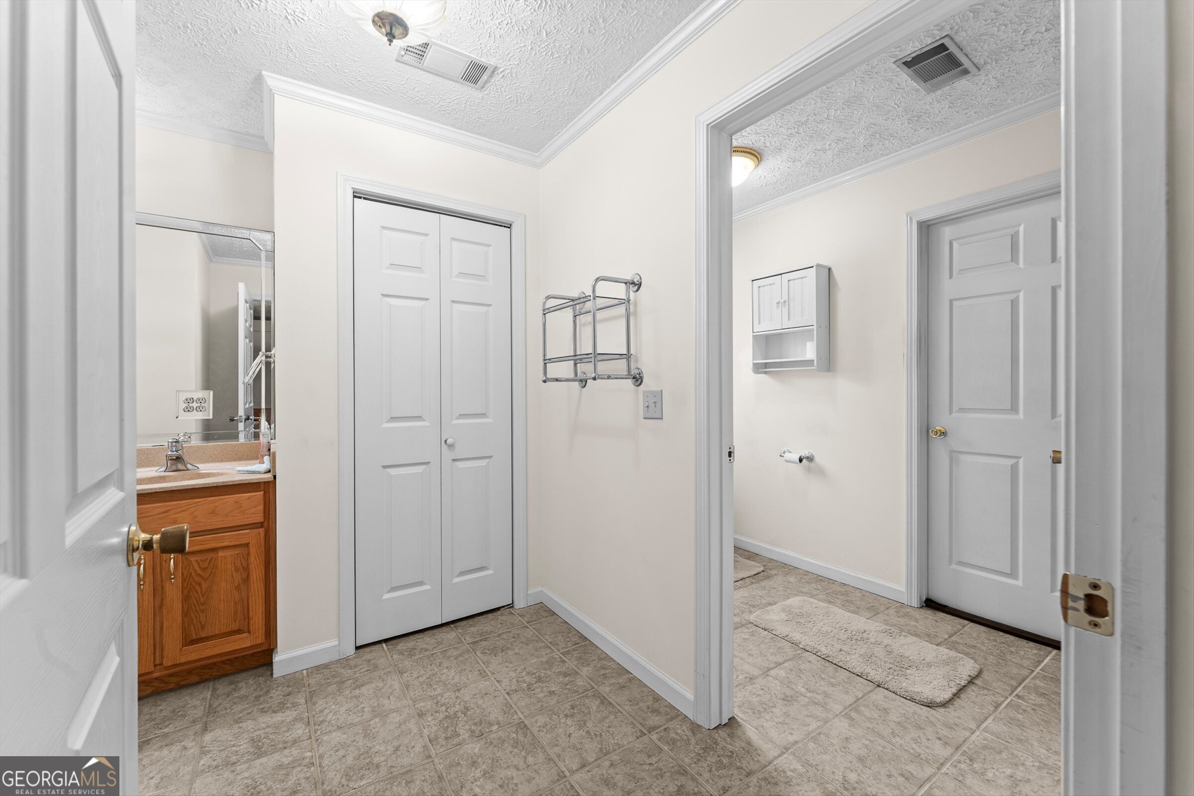 614 N Victory Drive Property Photo 61