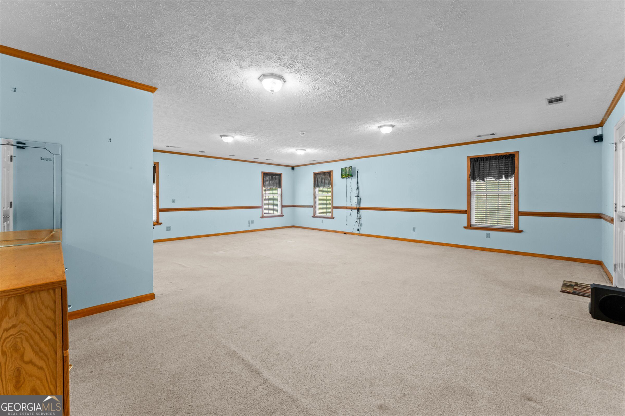 614 N Victory Drive Property Photo 69
