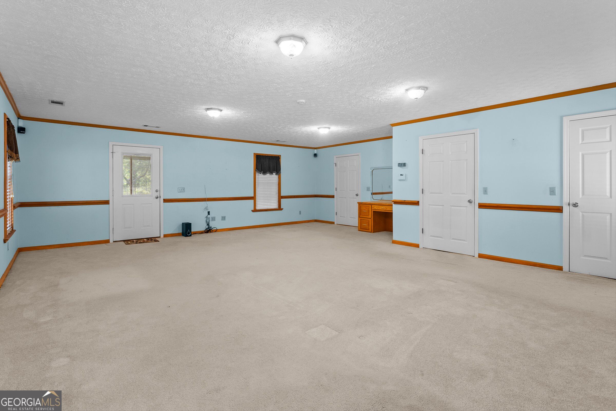 614 N Victory Drive Property Photo 71