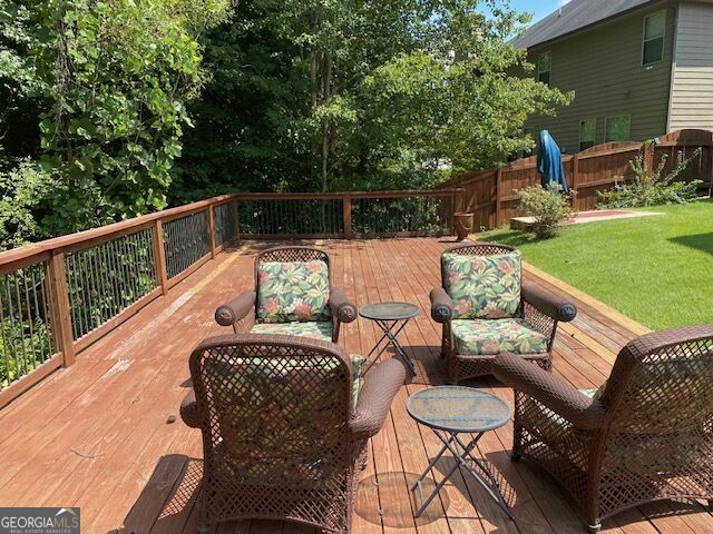 9123 Overlook Drive Property Photo 8
