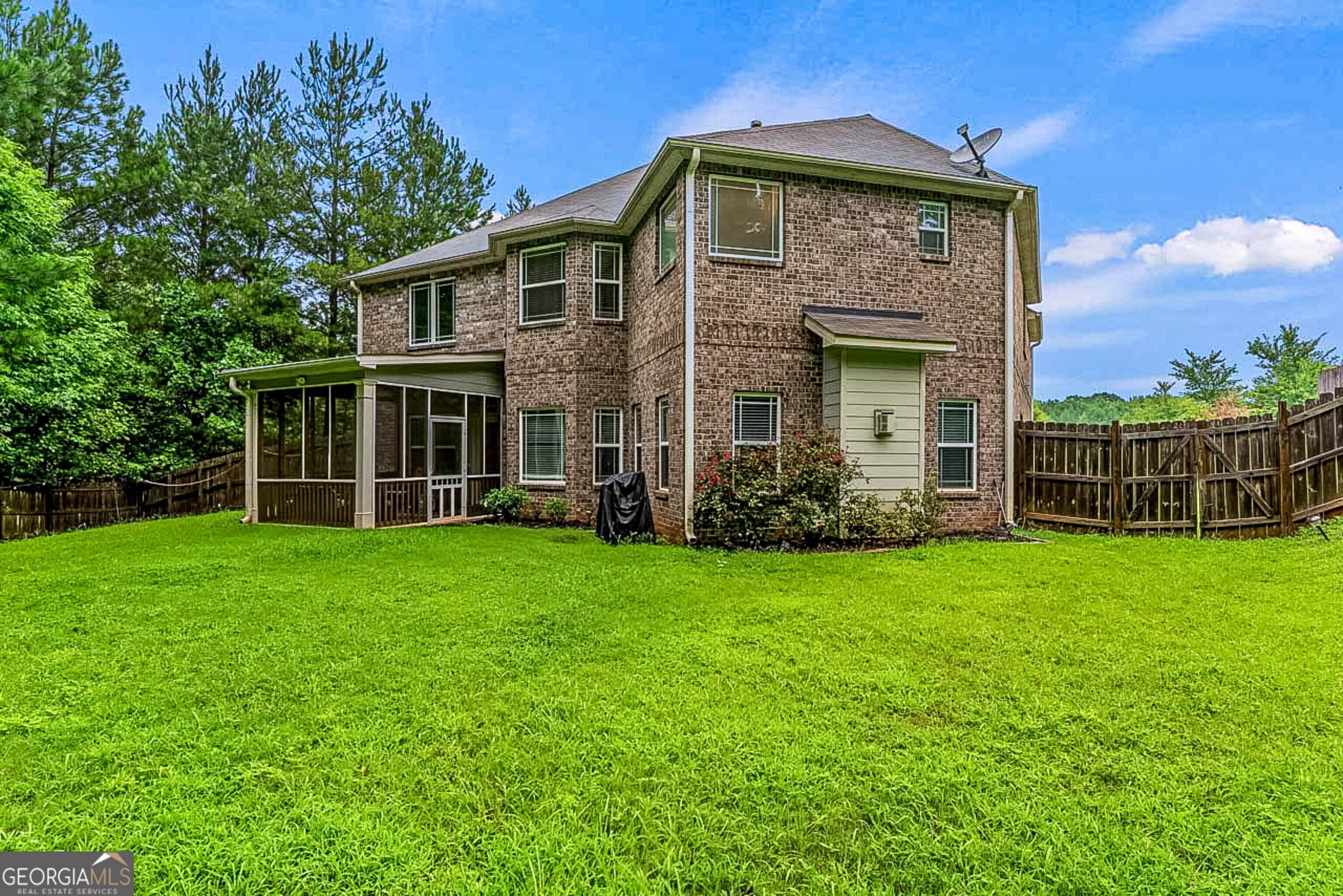 225 Tapestry Drive Property Photo 31