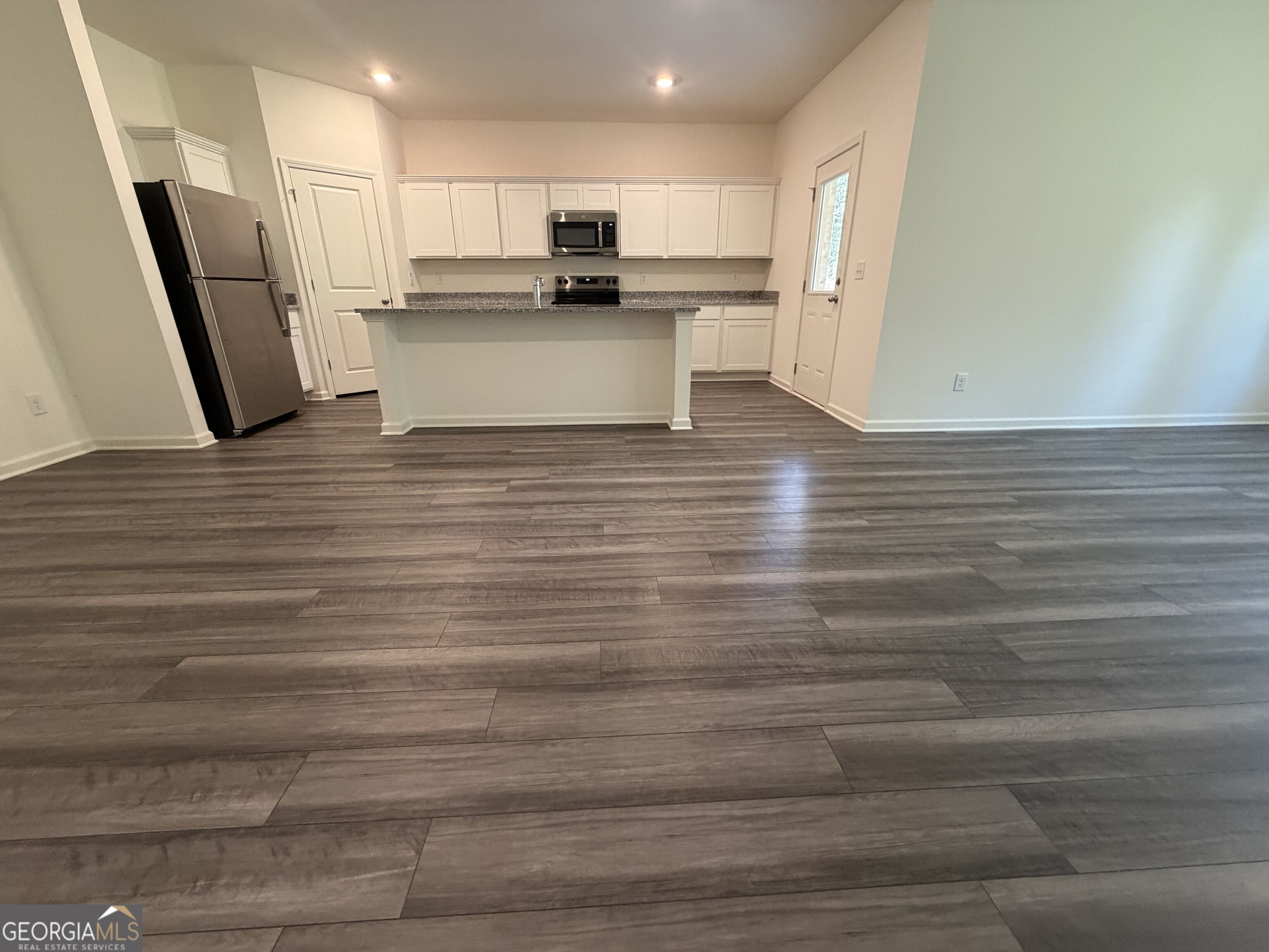 113 Maison Court Property Photo 4