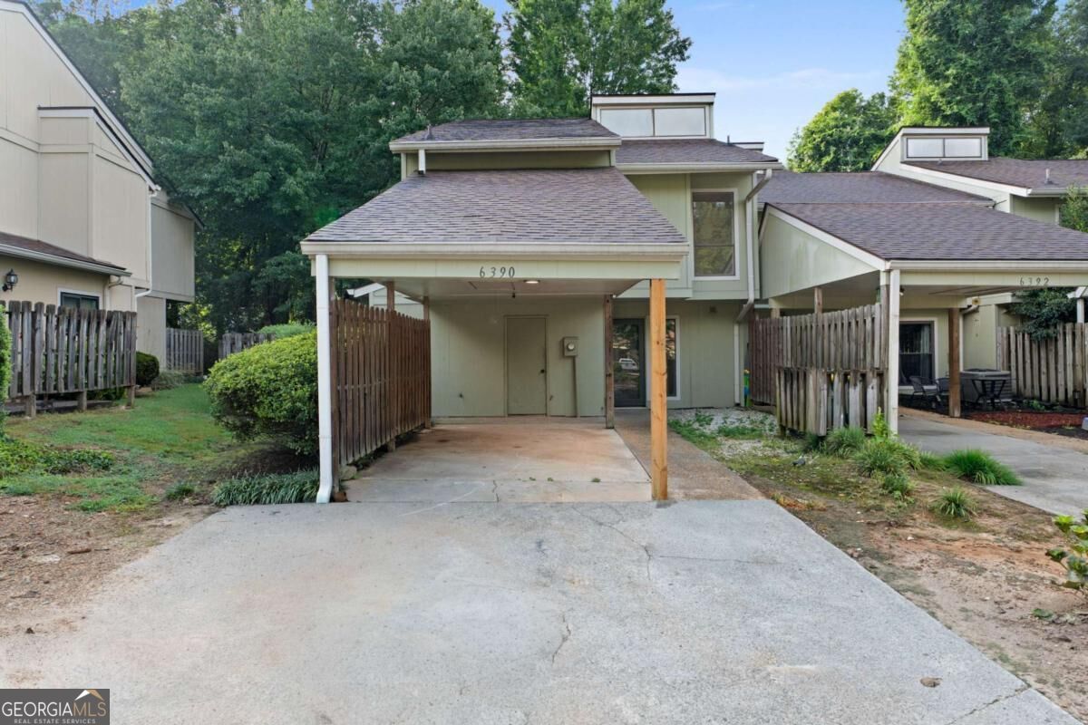6390 Hawthorne Terrace Property Photo 1