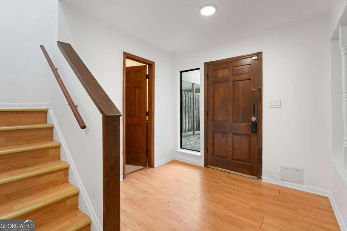 6390 Hawthorne Terrace Property Photo 4