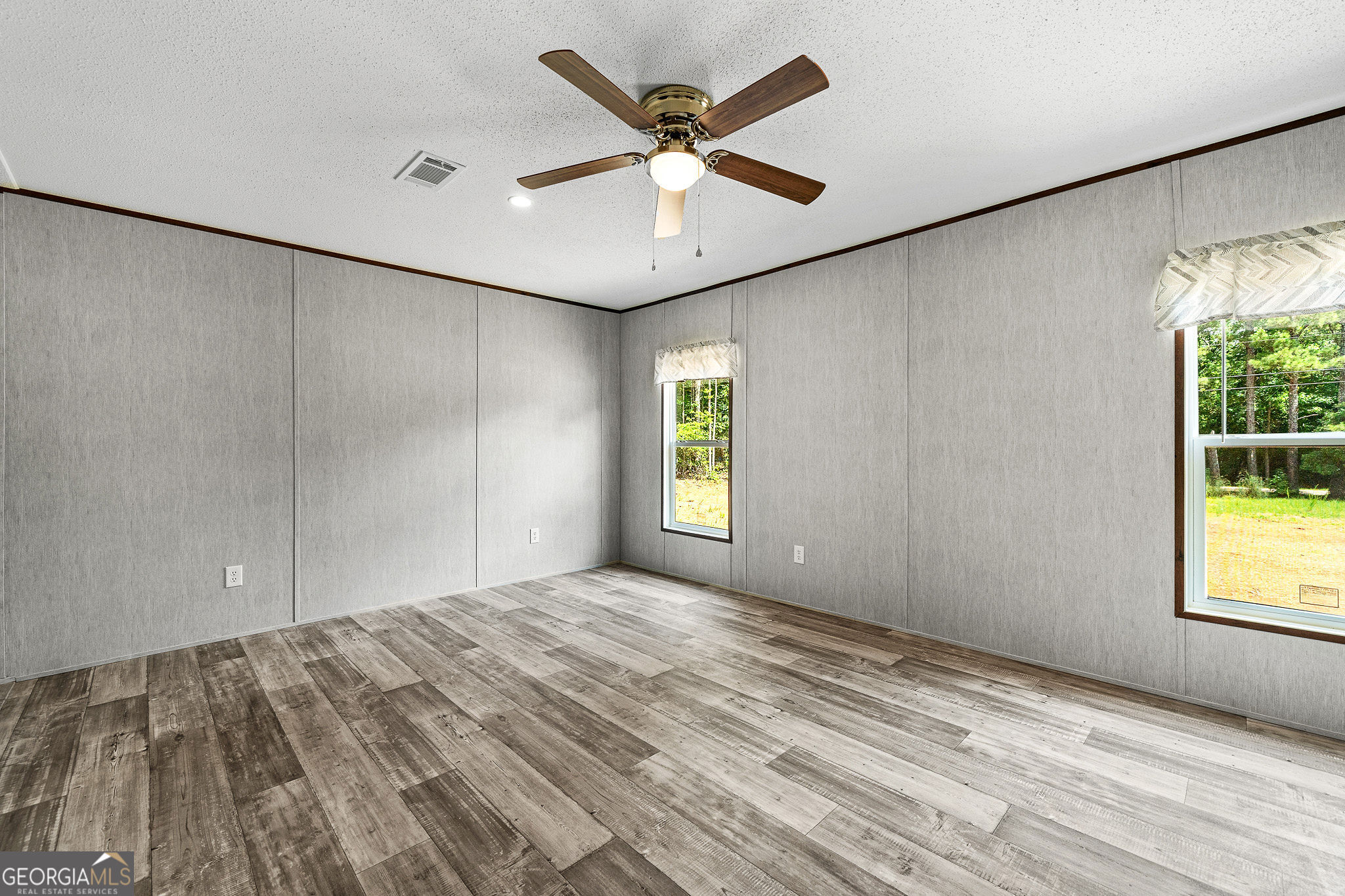 1617 Sweet City Road Property Photo 11