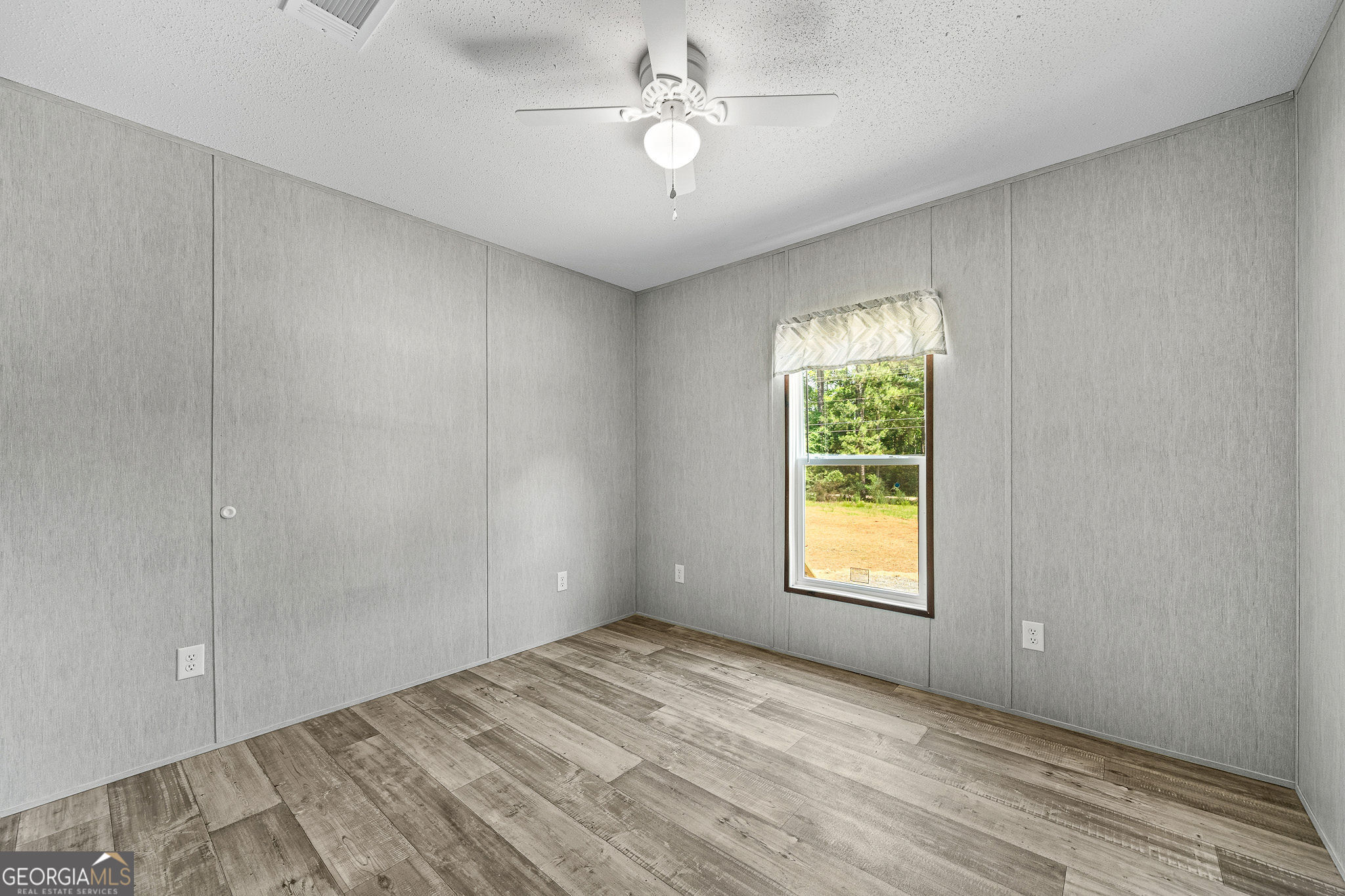 1617 Sweet City Road Property Photo 14