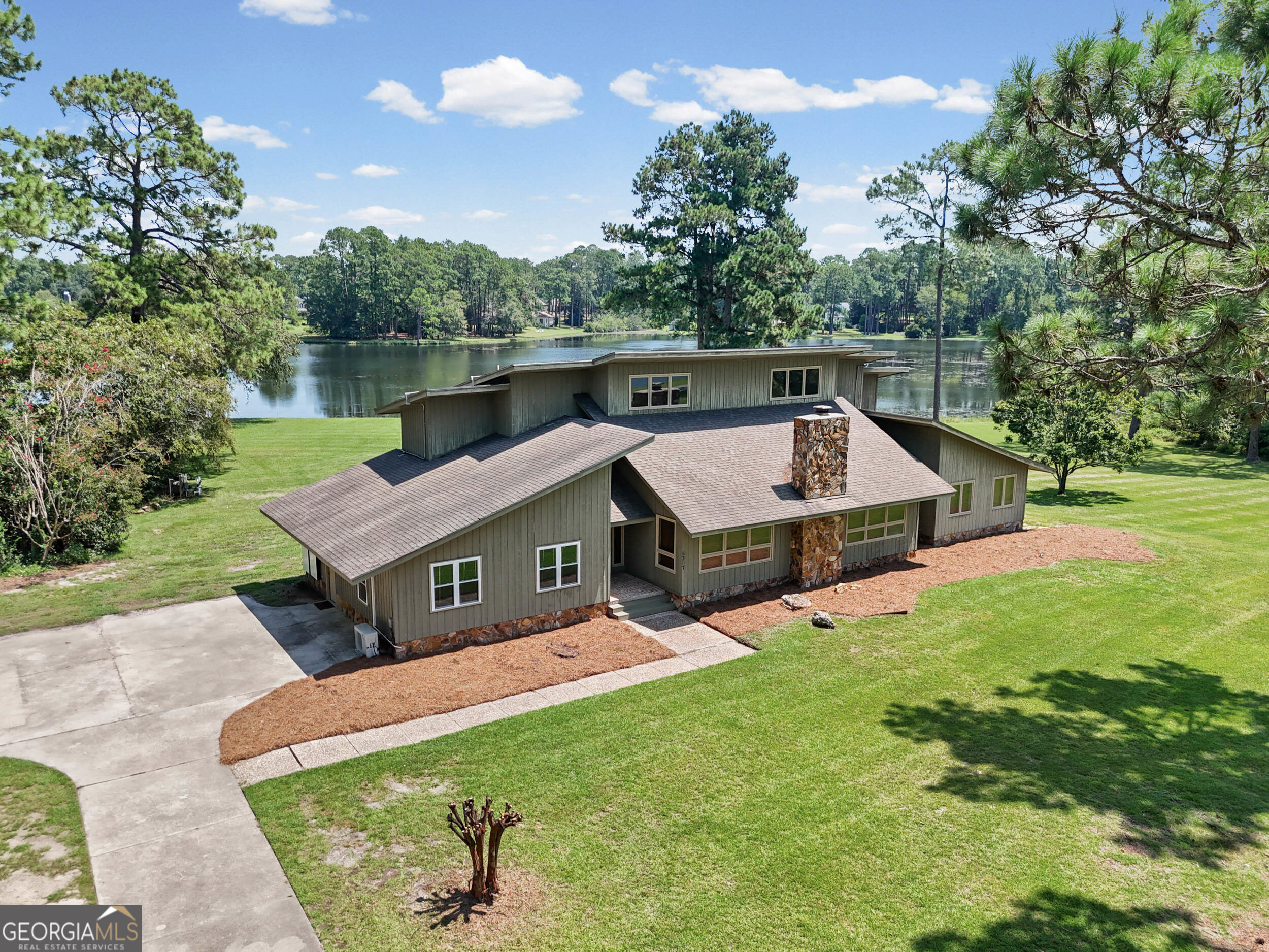 5307 Forest Lake Drive Property Photo 1