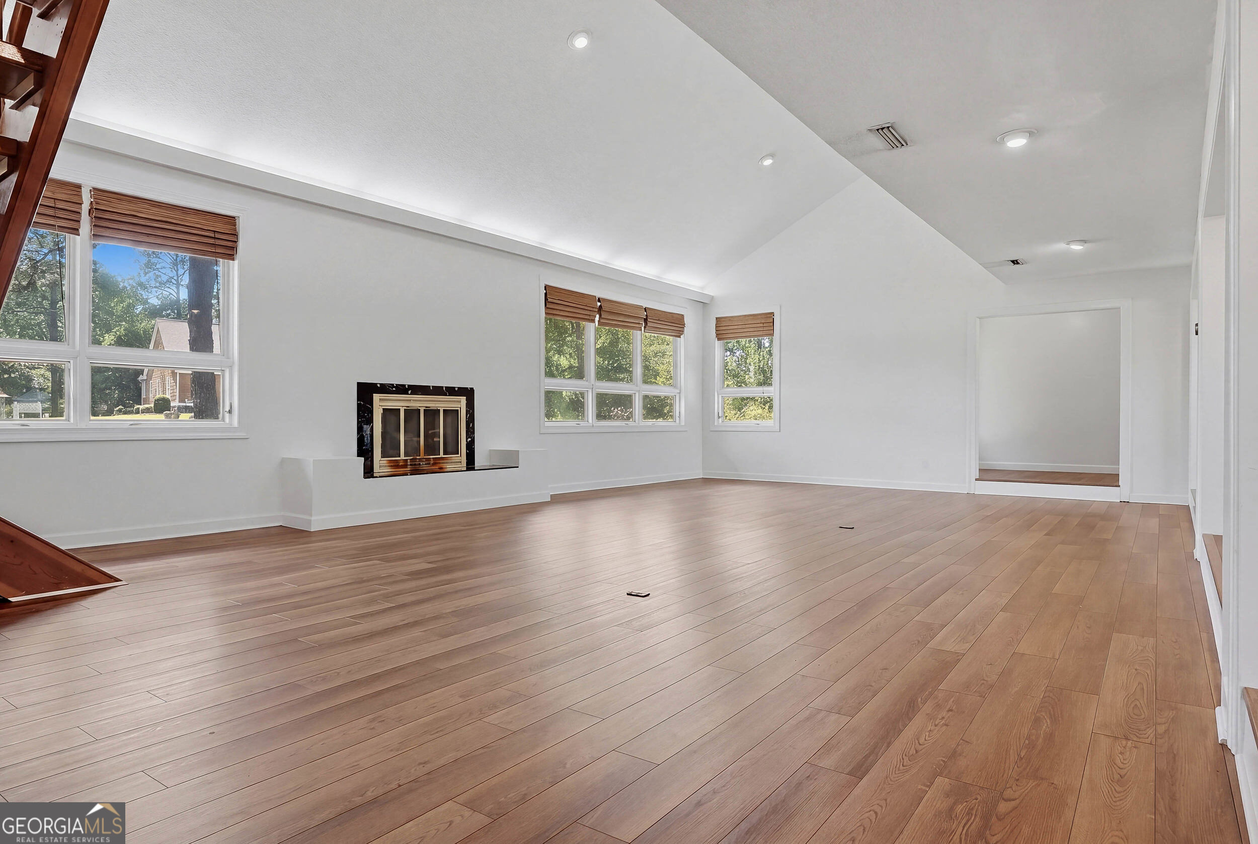 5307 Forest Lake Drive Property Photo 8