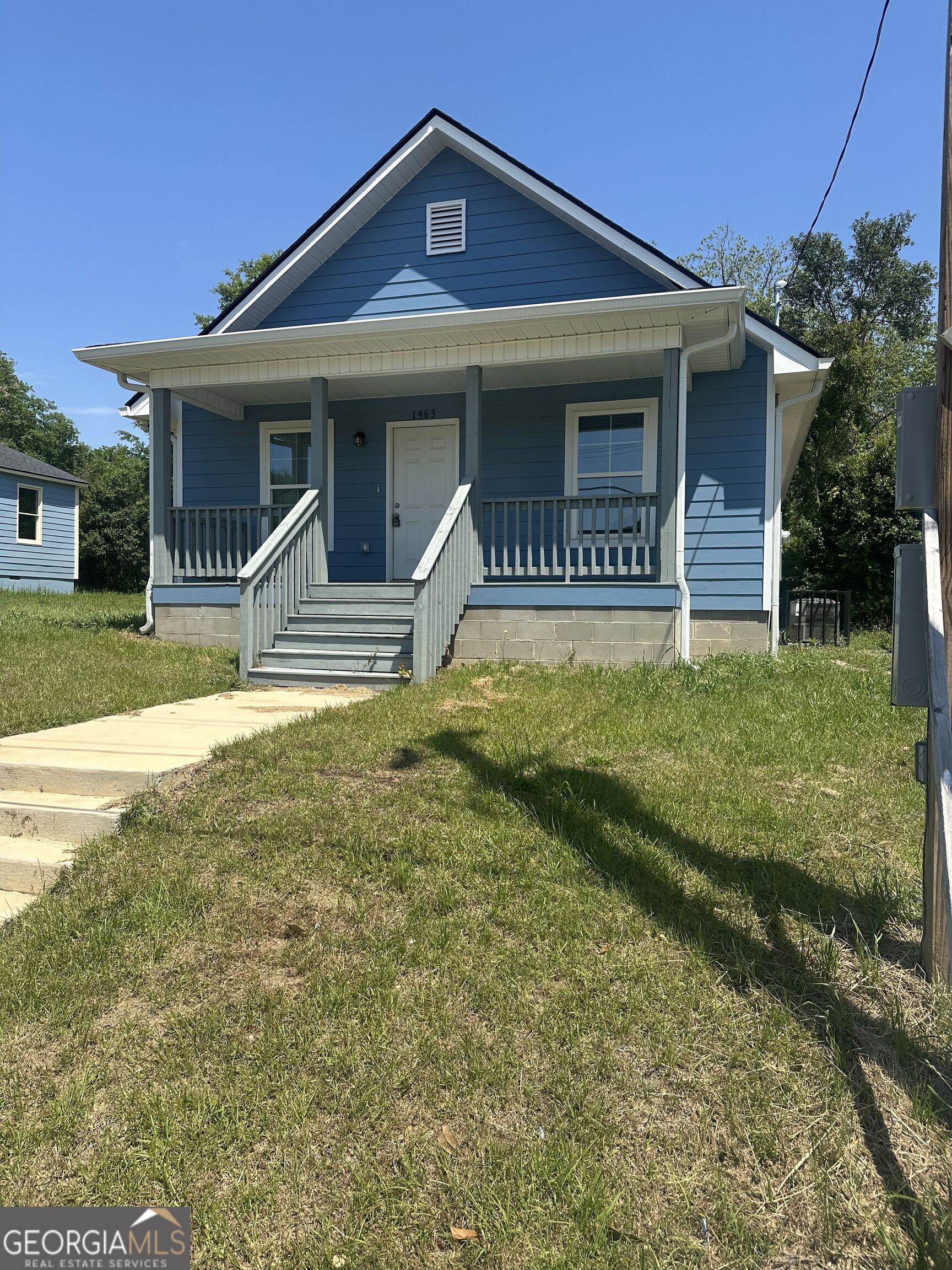 1963 3rd Avenue Property Photo 10