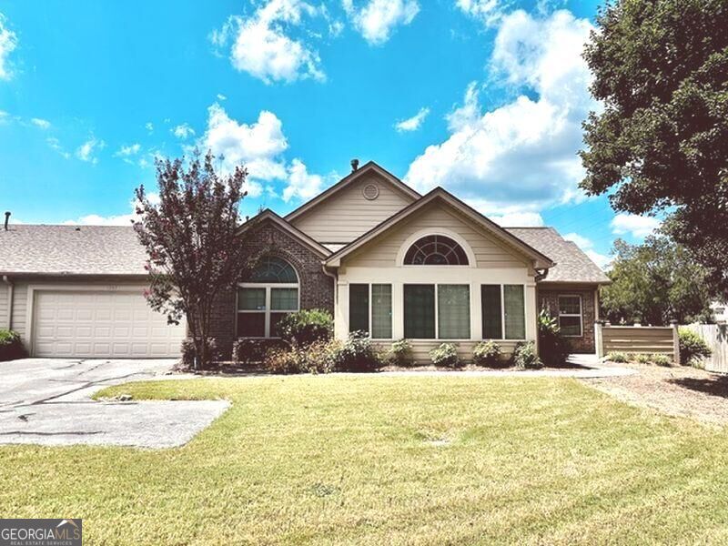 1303 Silver Summit Drive SE Property Photo 1