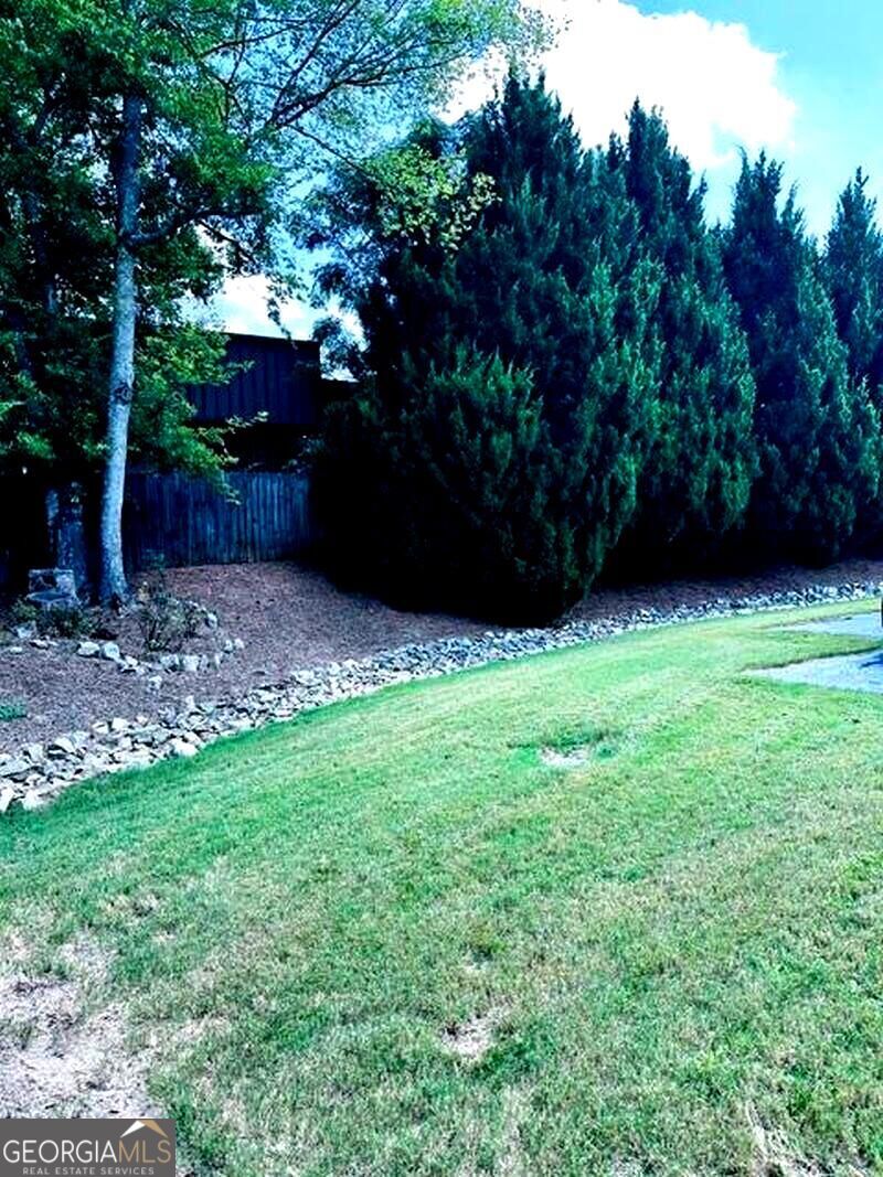 1303 Silver Summit Drive Se Property Photo 3
