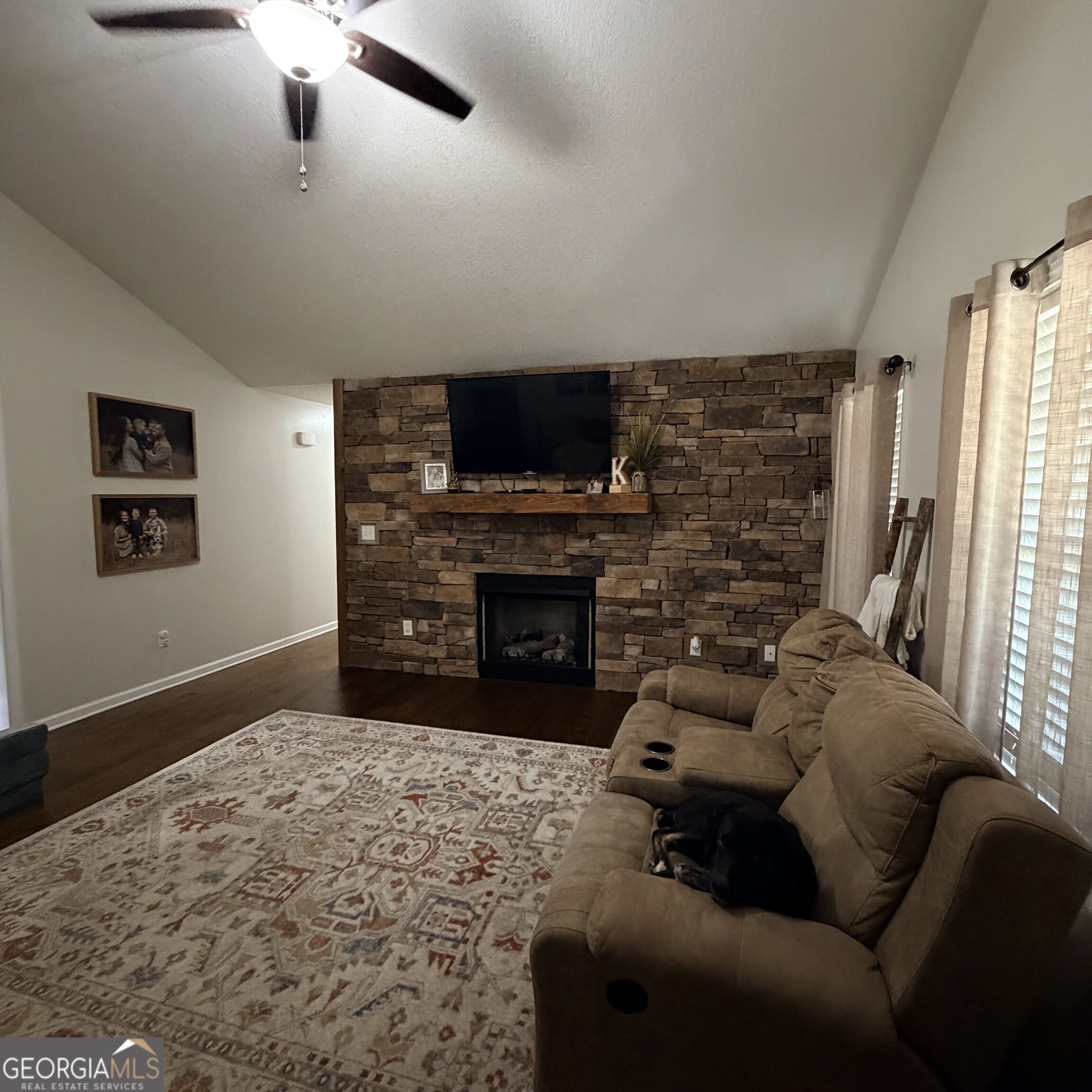 359 Brittany Court Property Photo 6