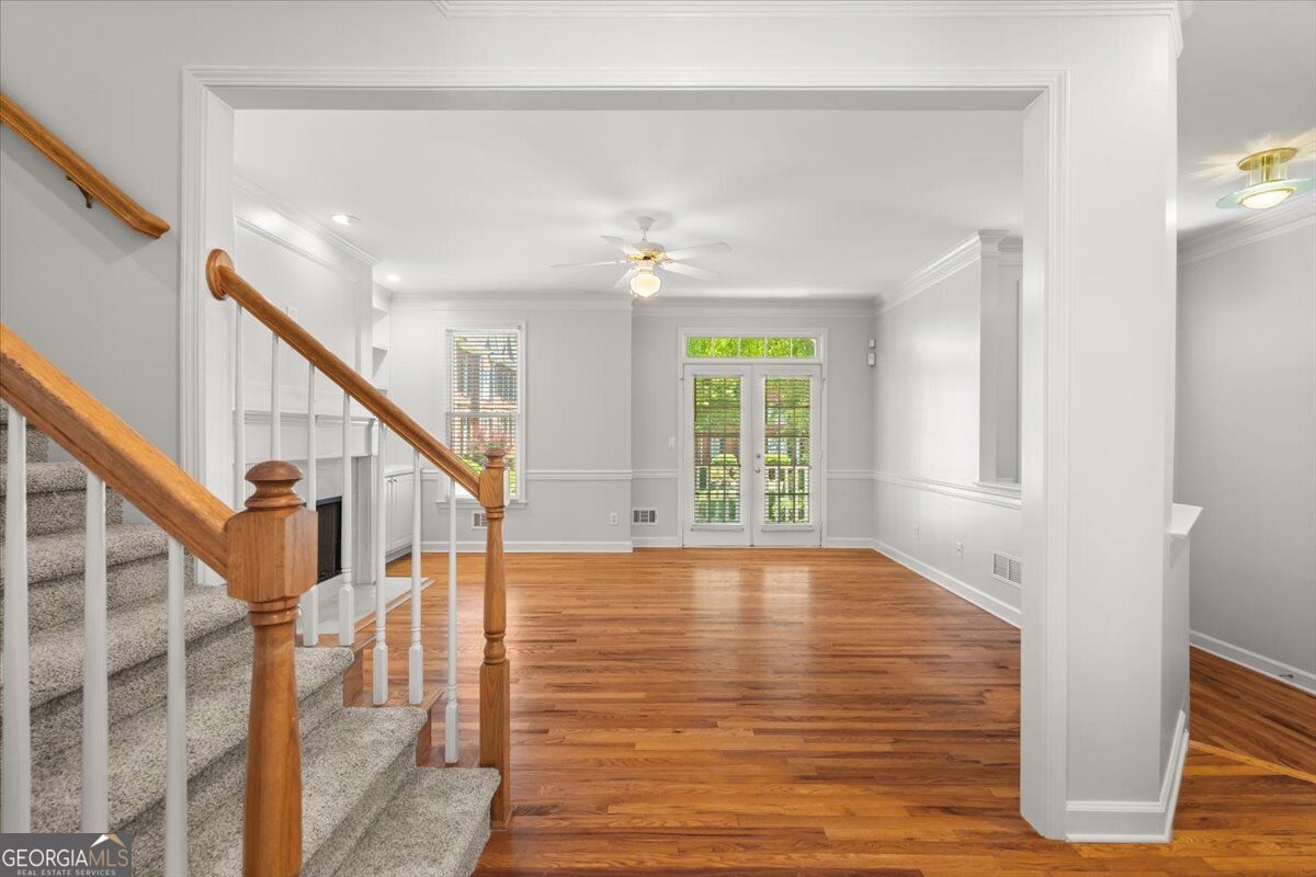 4372 Paces Point Circle Se Property Photo 8