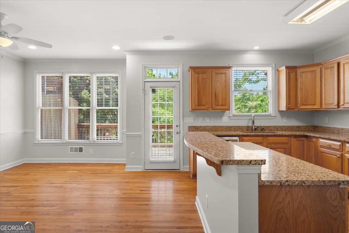 4372 Paces Point Circle Se Property Photo 12