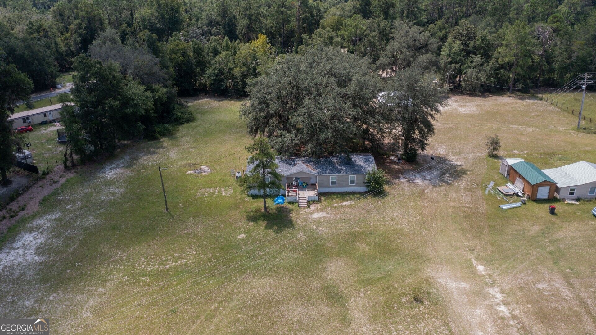 539 Henri Street Property Photo 3