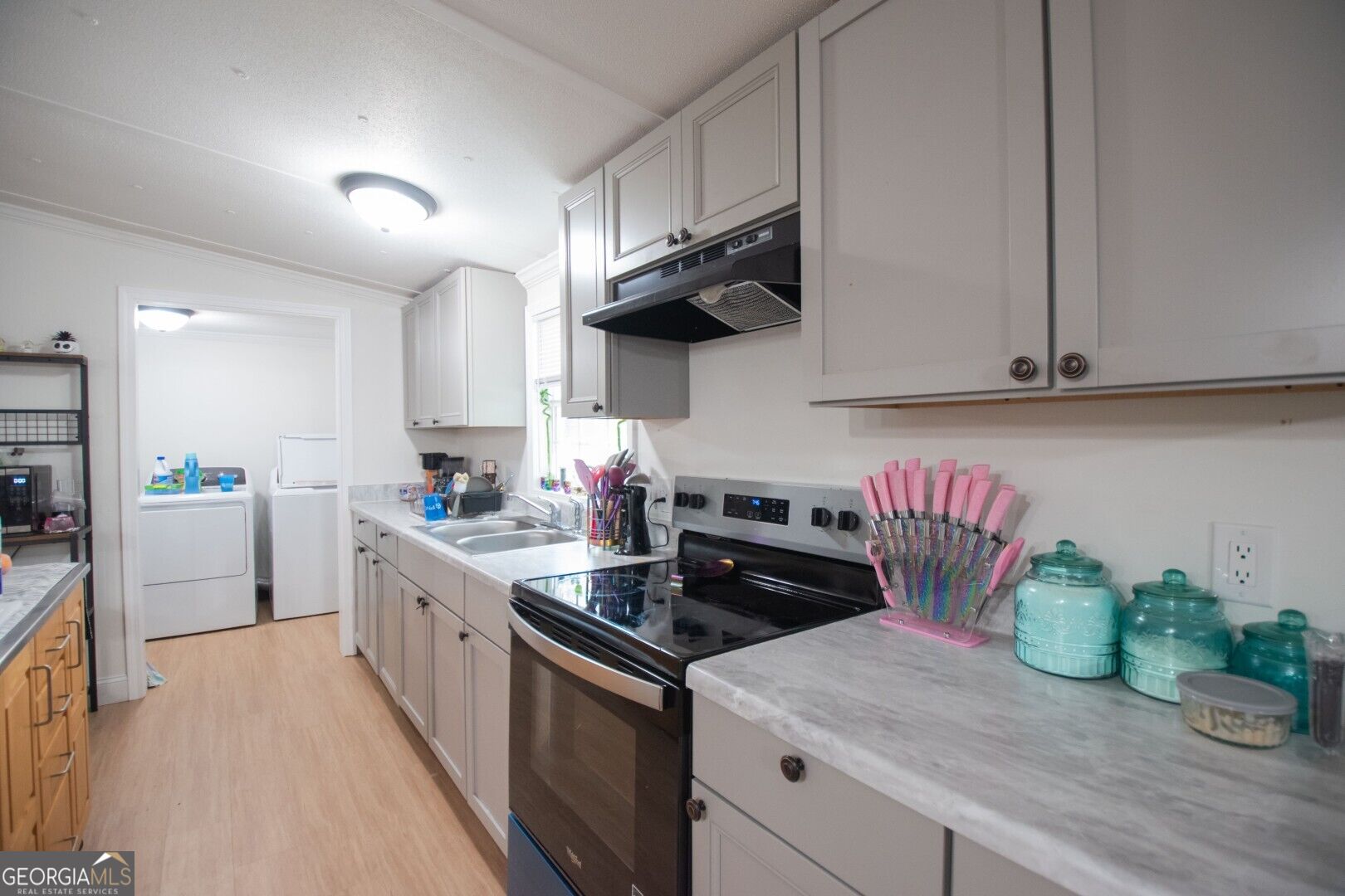 539 Henri Street Property Photo 15