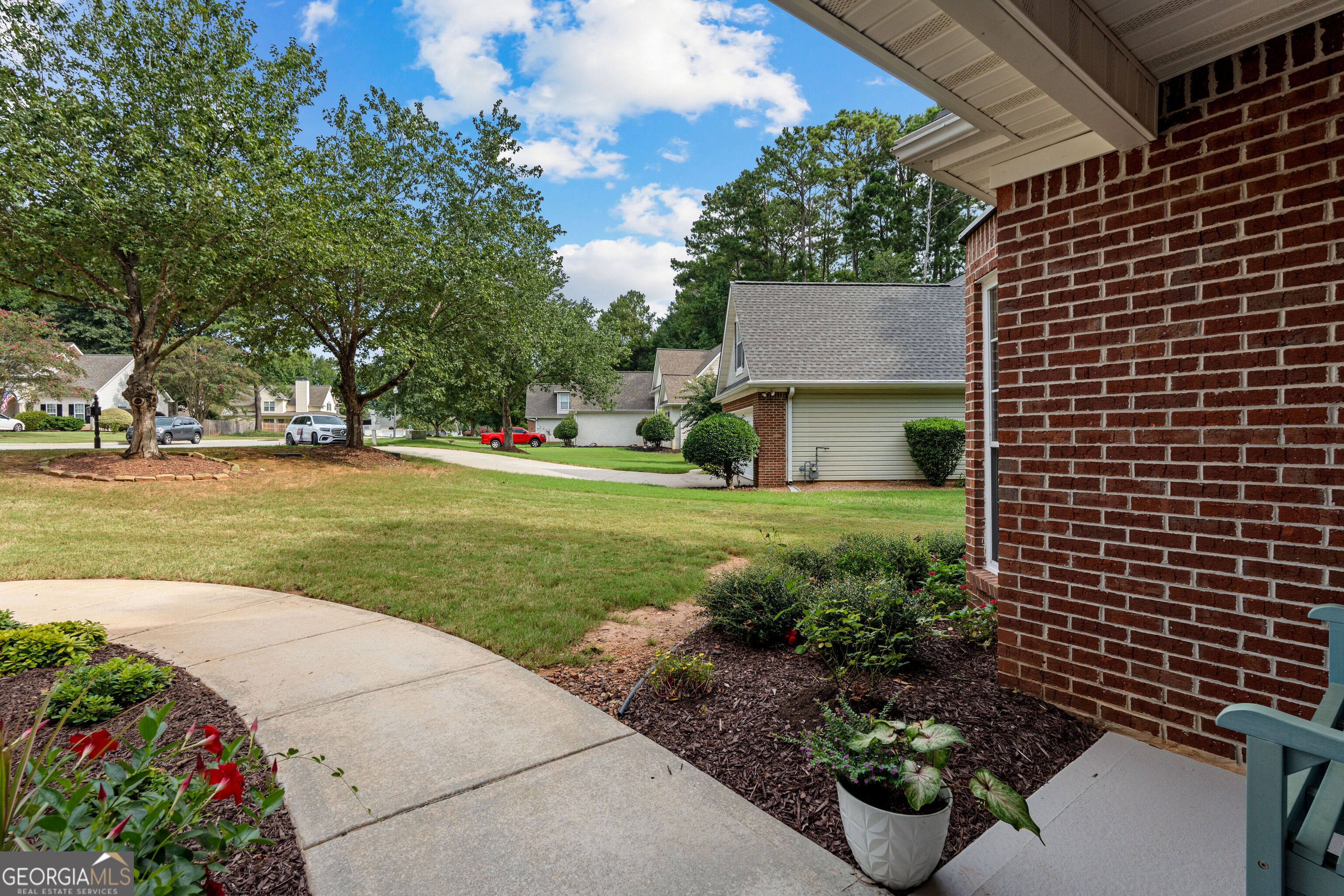 312 Freeman Forest Drive Property Photo 5