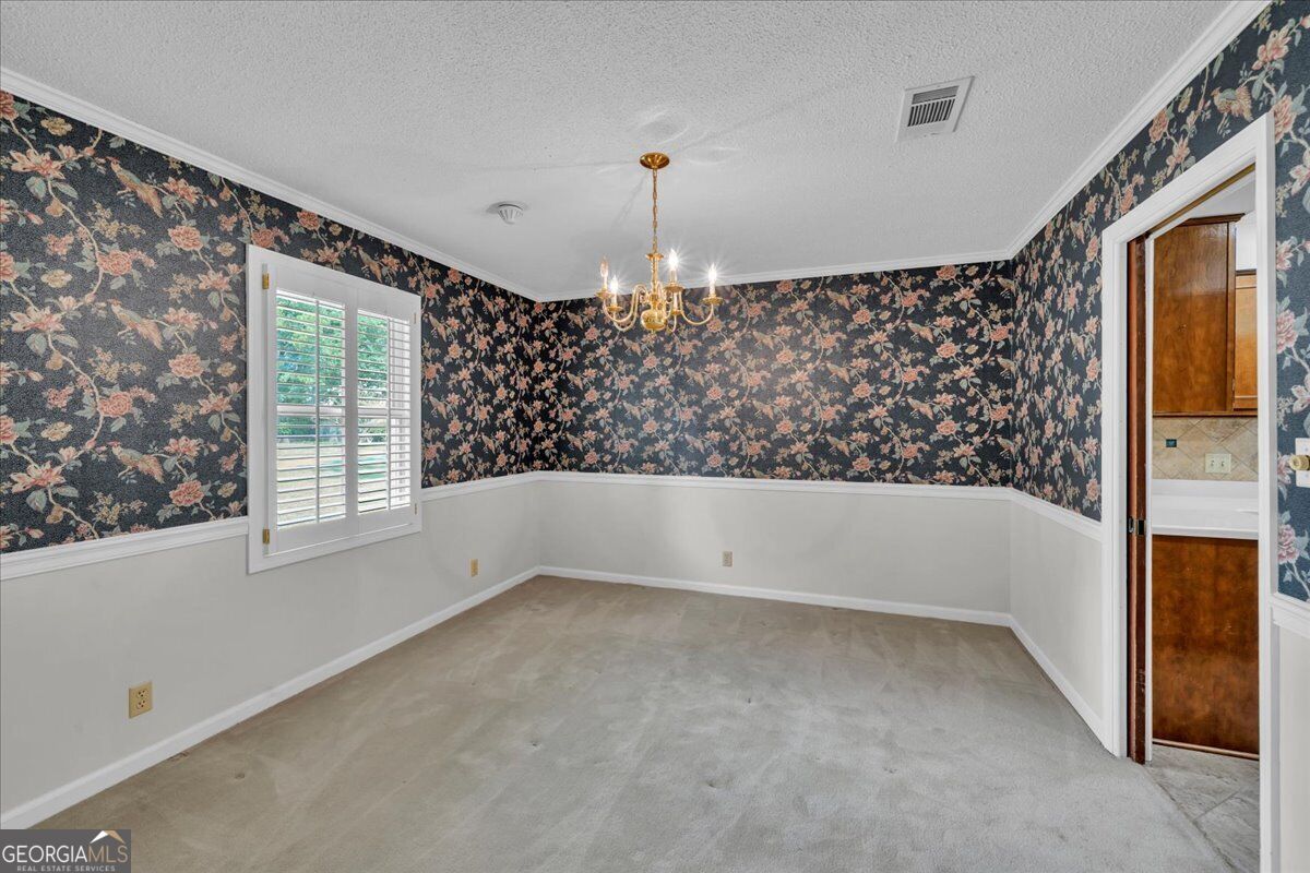 1200 Chennault Drive Property Photo 14