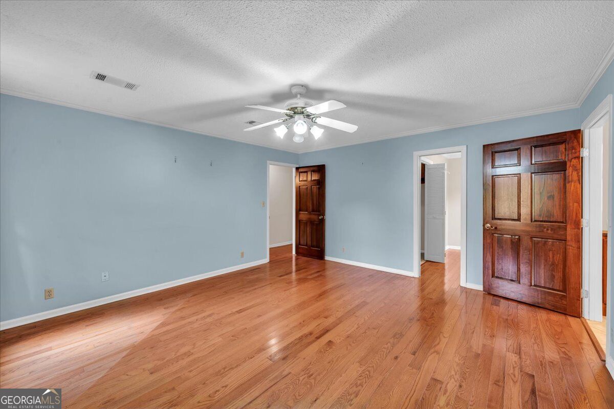 1200 Chennault Drive Property Photo 36