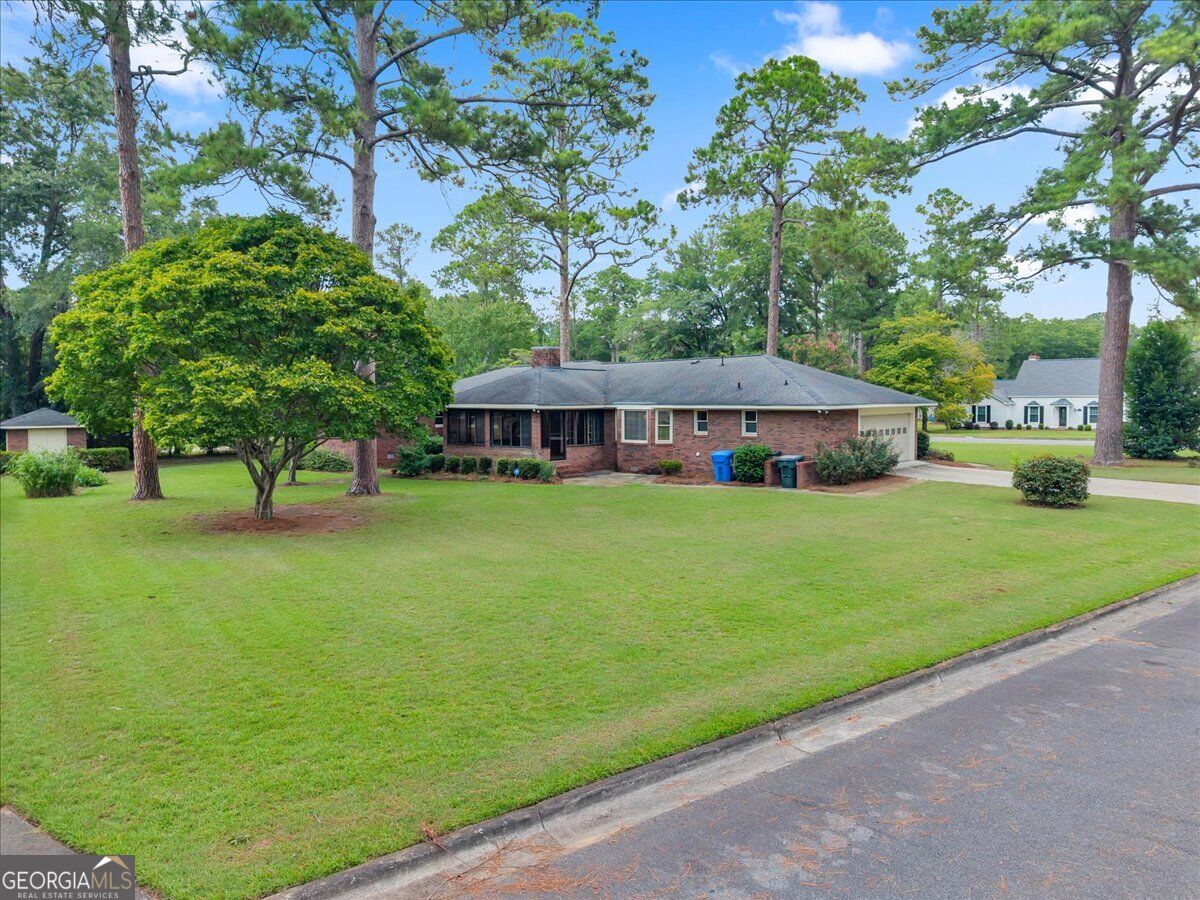 1200 Chennault Drive Property Photo 61