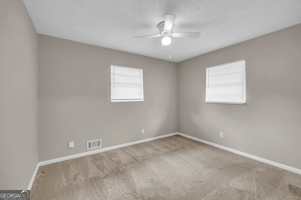 6310 Short Street Property Photo 10