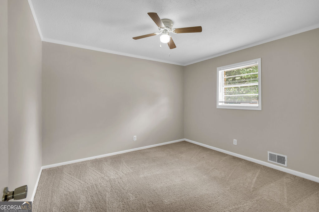 6310 Short Street Property Photo 12