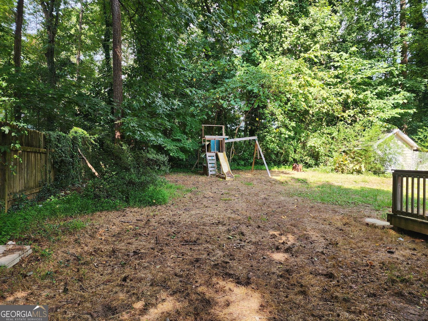 561 Knollwood Drive Property Photo 7
