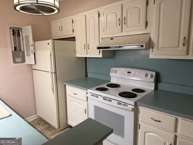 30 Arpege Way Nw Property Photo 6