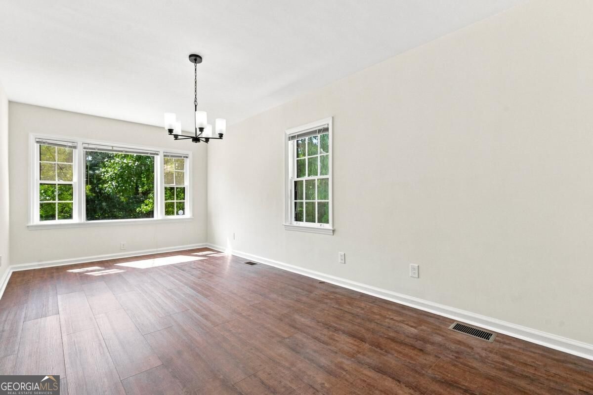 1368 Scott Boulevard Property Photo 8