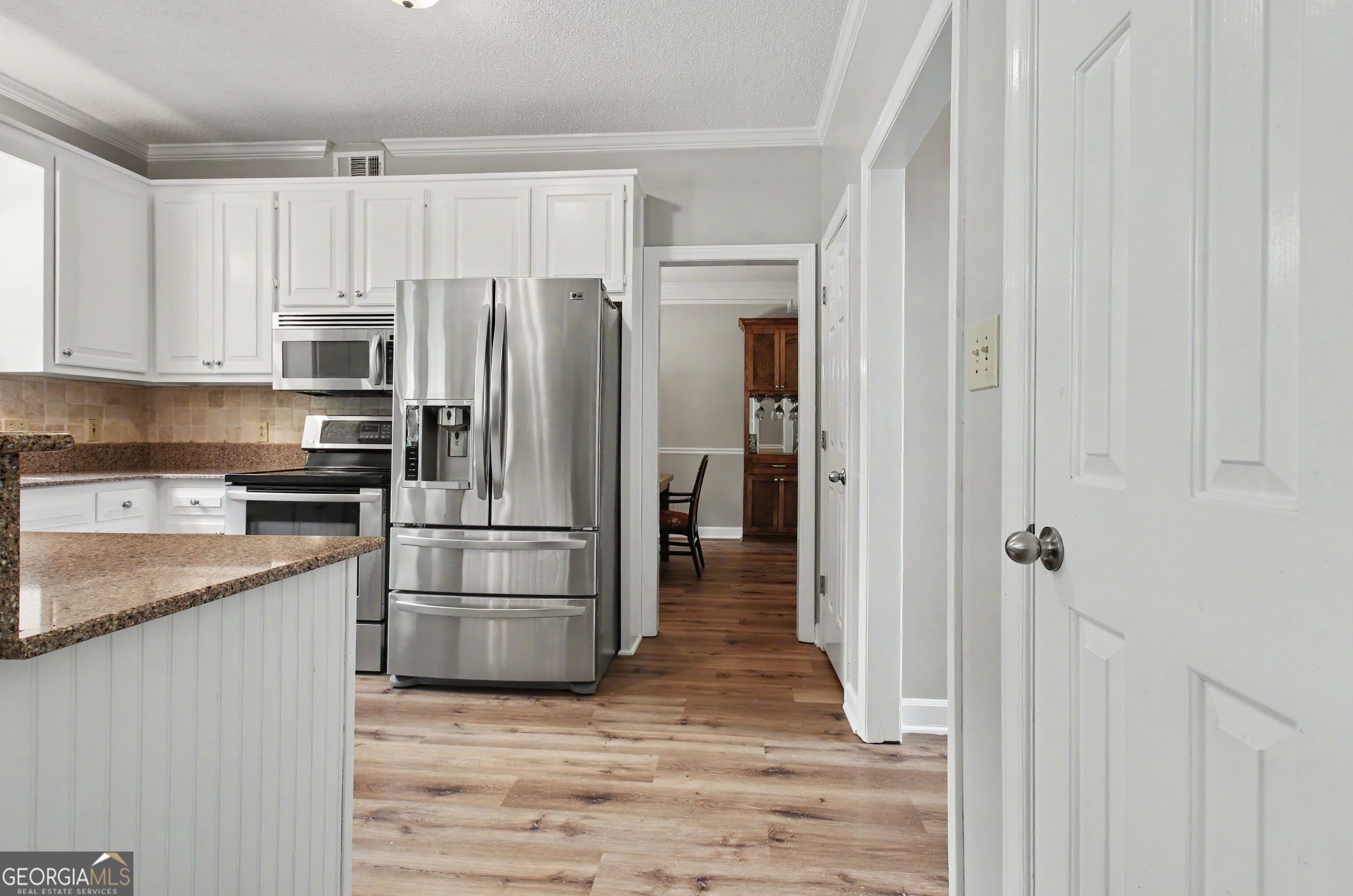 150 Kenton Place Property Photo 25
