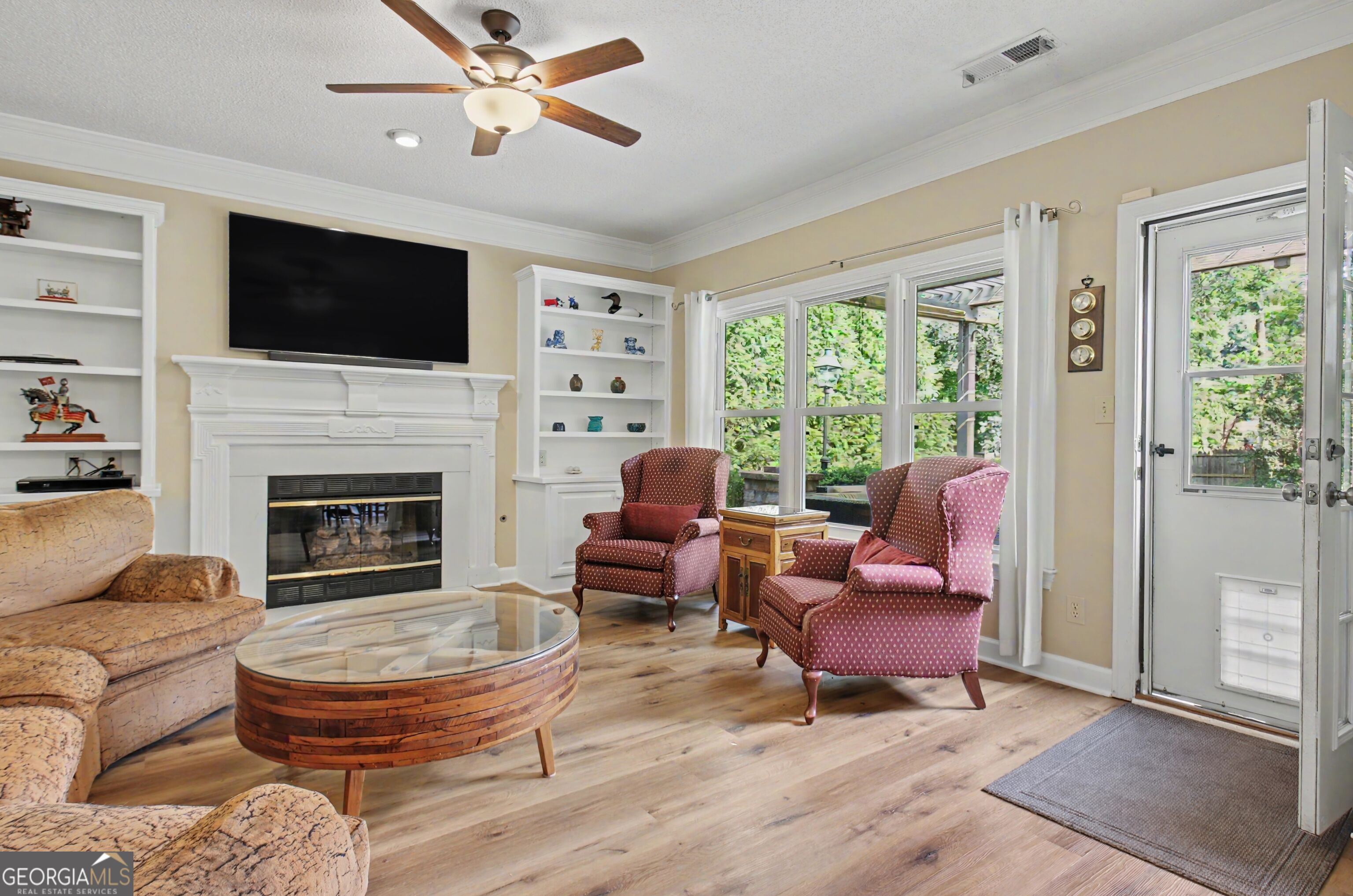 150 Kenton Place Property Photo 27