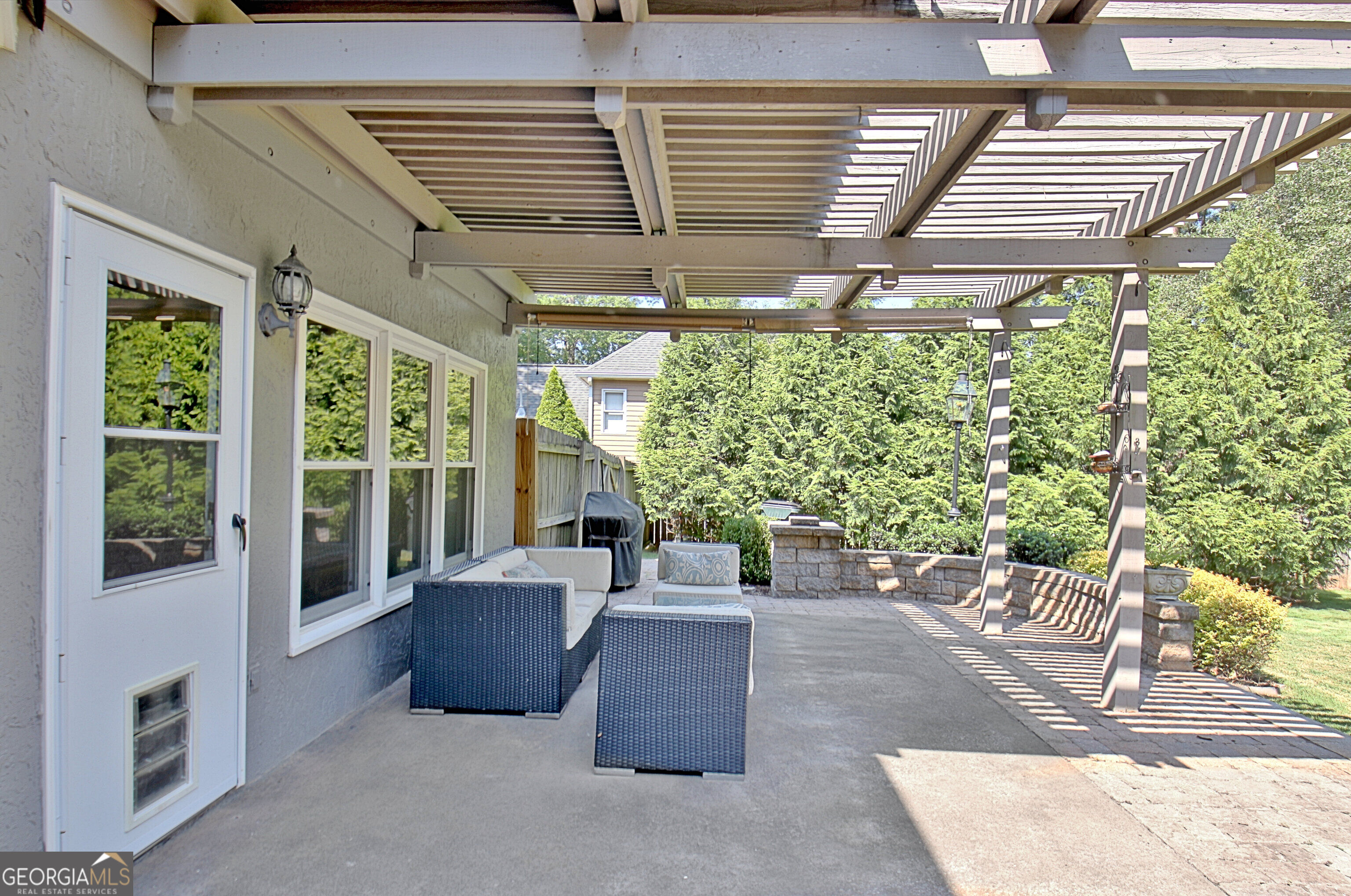 150 Kenton Place Property Photo 29