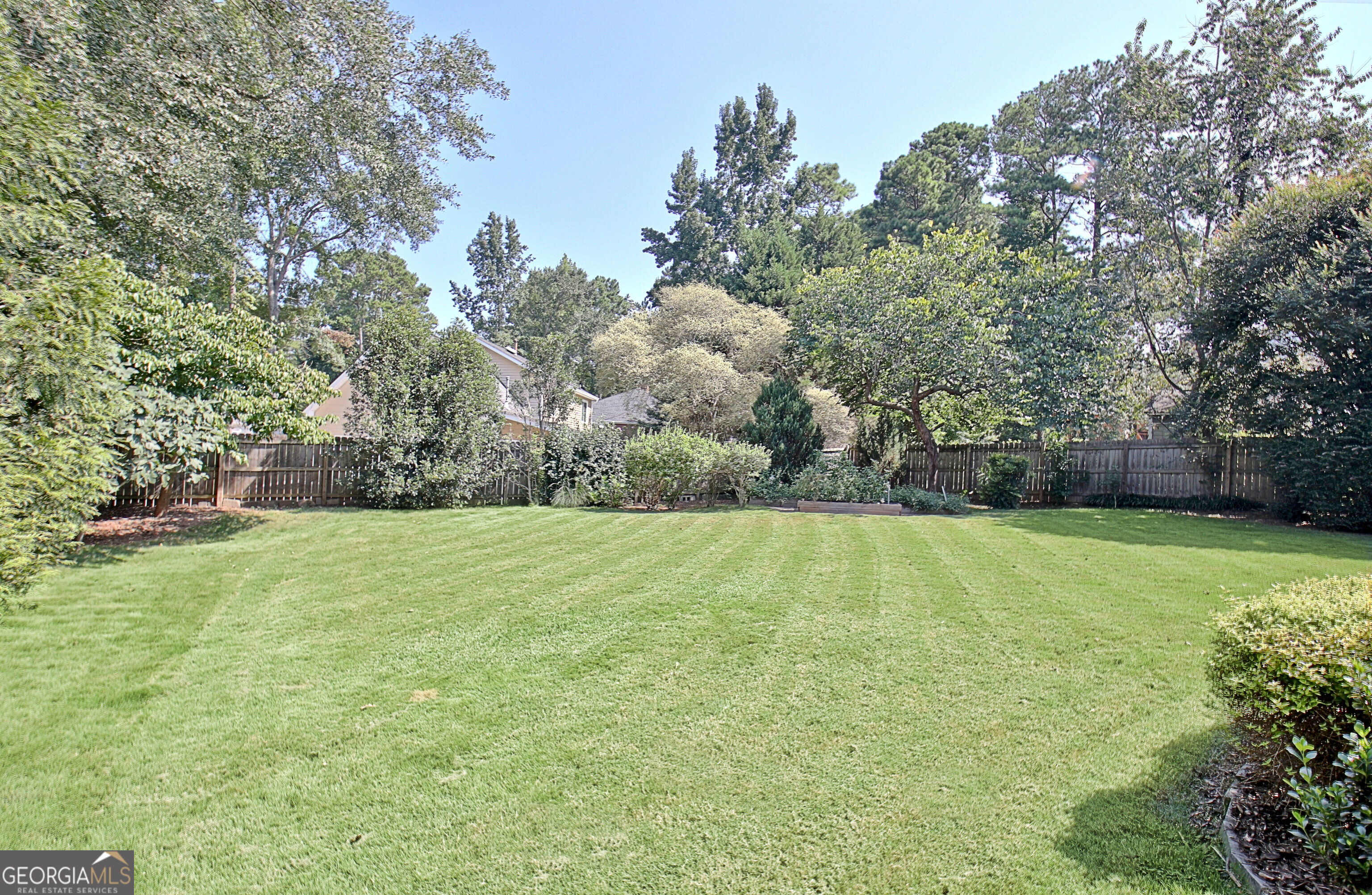 150 Kenton Place Property Photo 59
