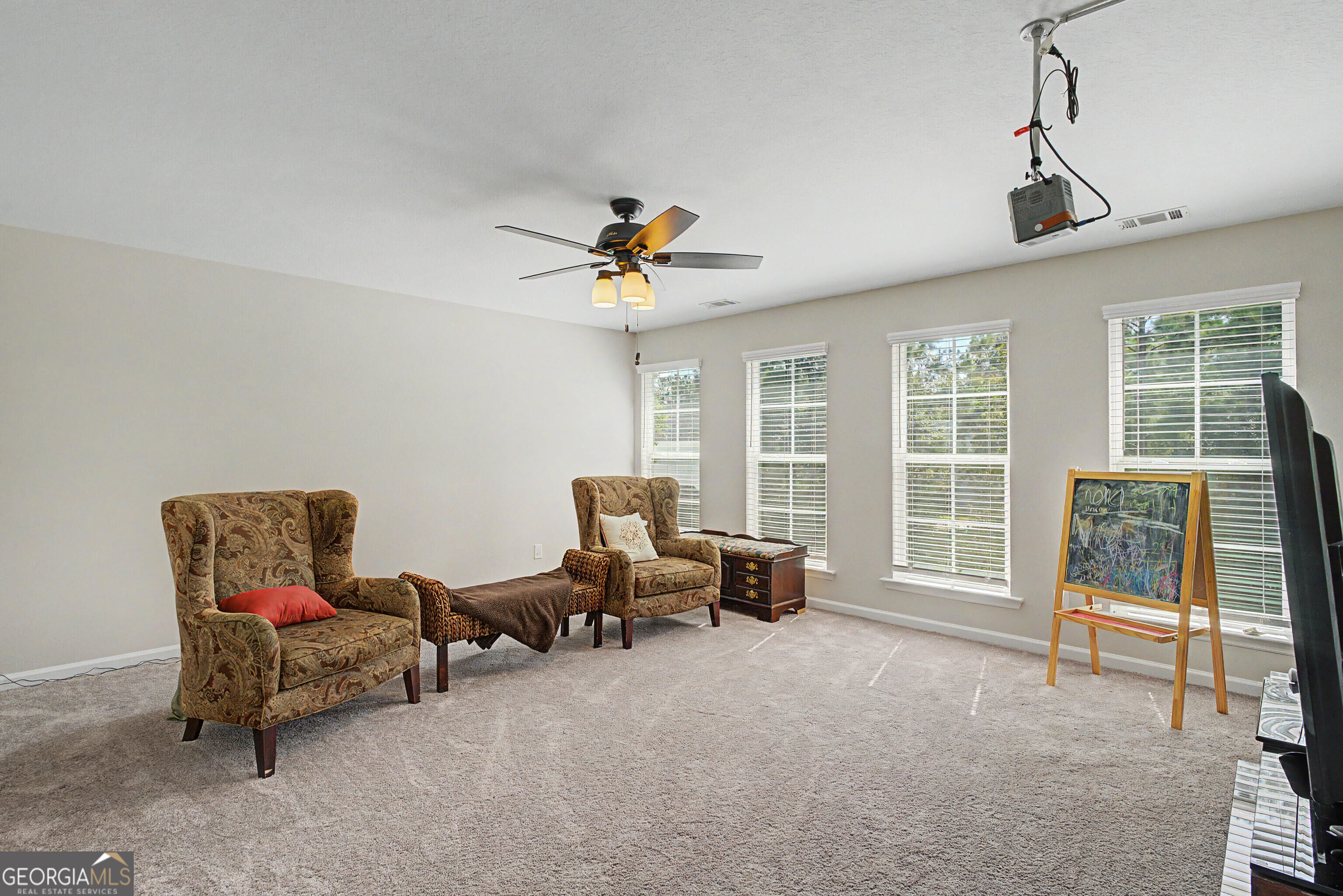 87 Crestview Drive Property Photo 15