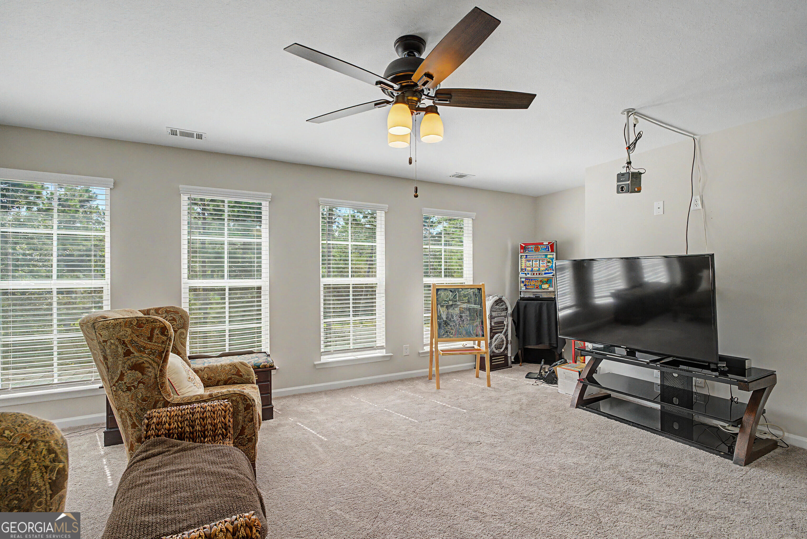 87 Crestview Drive Property Photo 17