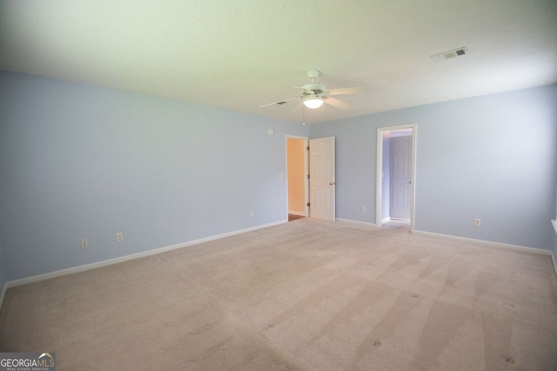 808 Riverview Drive E Property Photo 22