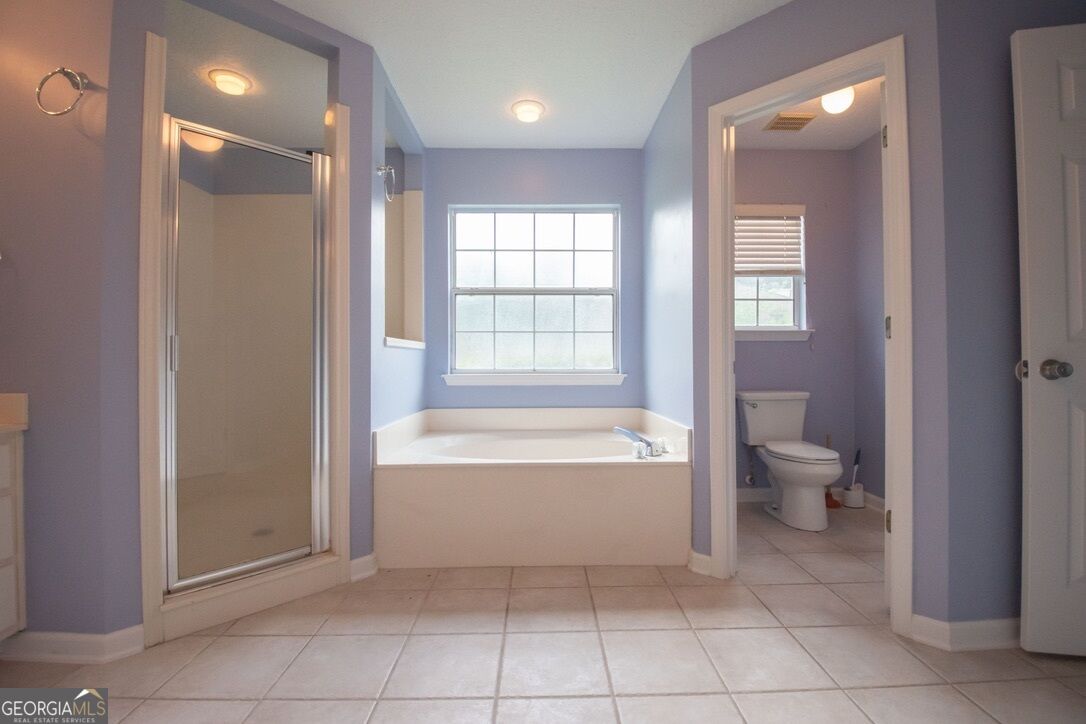 808 Riverview Drive E Property Photo 24