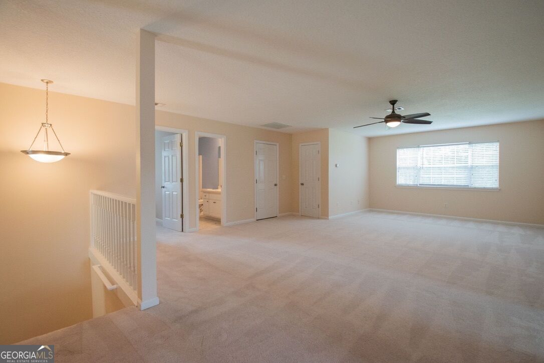 808 Riverview Drive E Property Photo 29