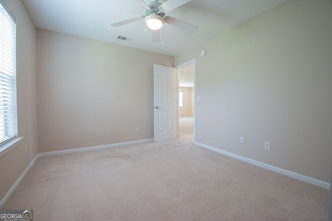 808 Riverview Drive E Property Photo 30