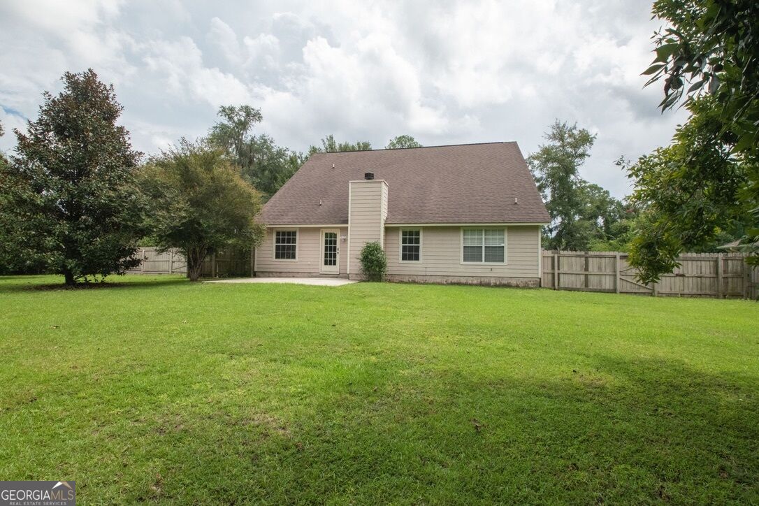 808 Riverview Drive E Property Photo 43