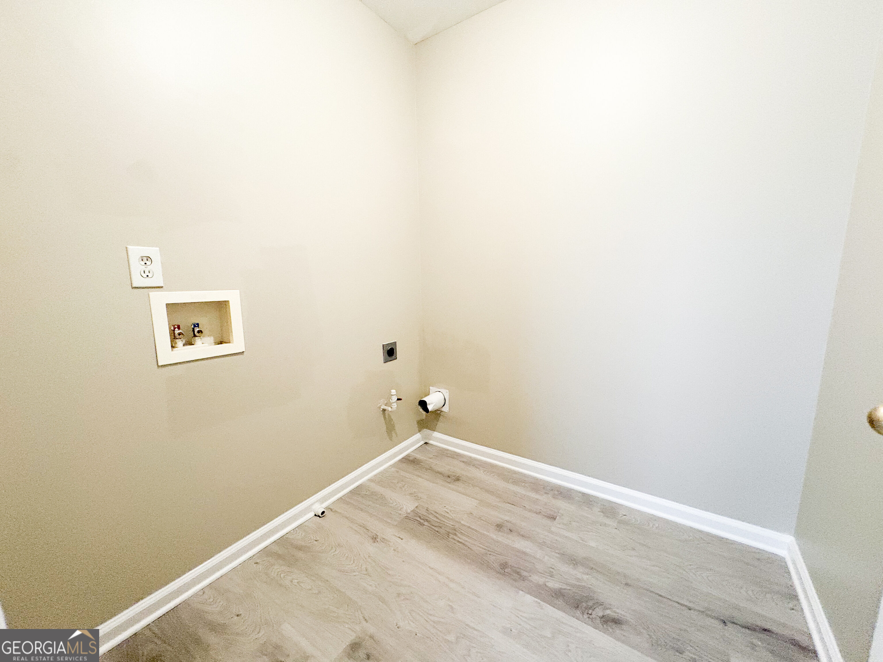 313 Windsong Way Property Photo 40