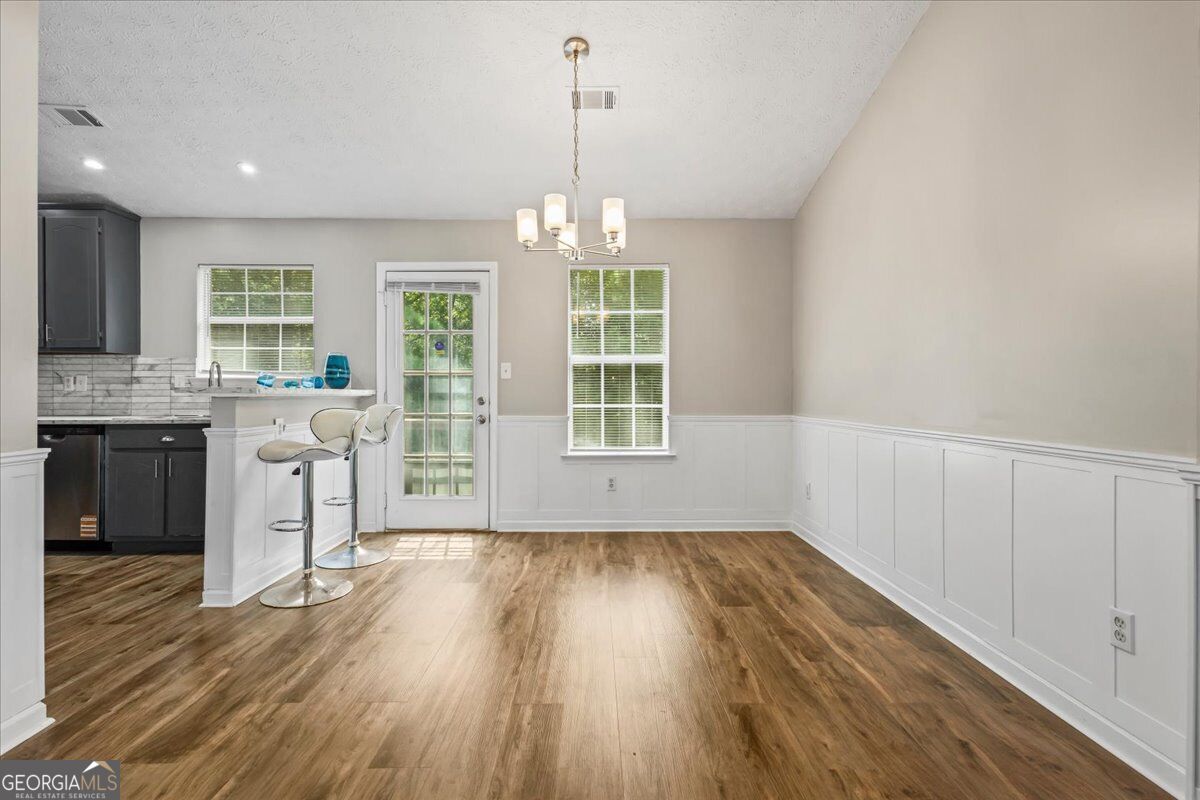 5604 Rockingwood Lane Property Photo 14