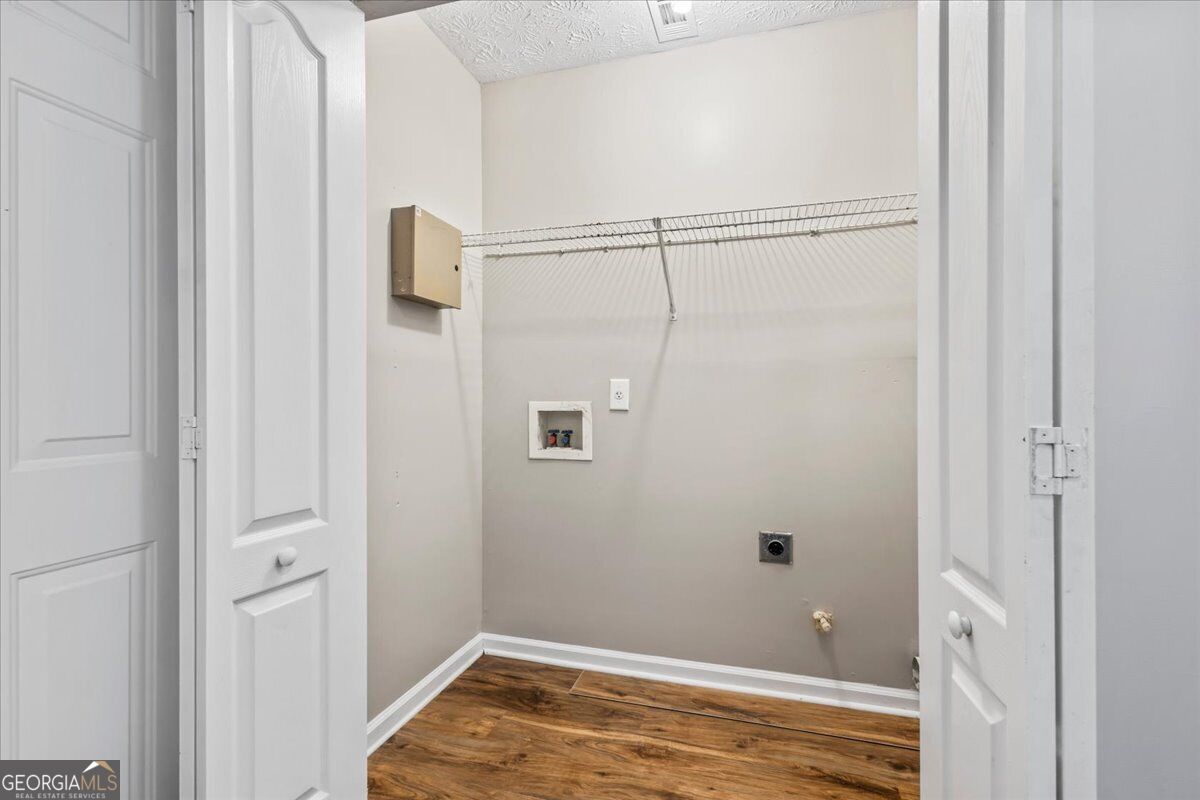 5604 Rockingwood Lane Property Photo 36