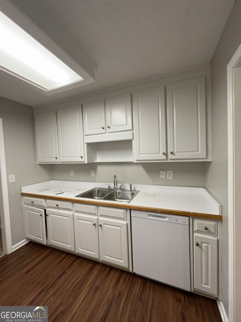 1302 Manning Way Property Photo 7