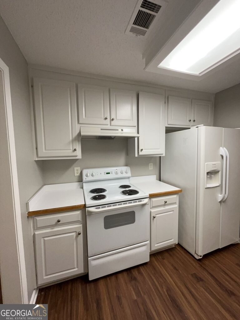 1302 Manning Way Property Photo 9