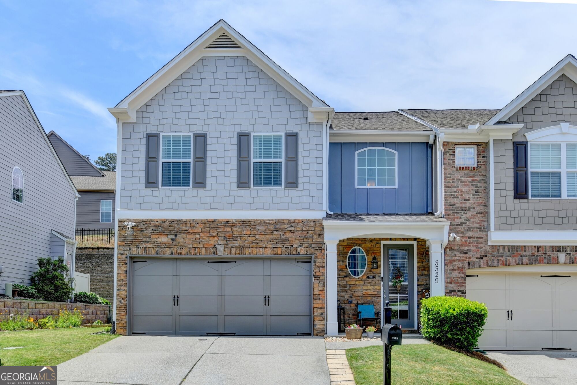 3329 Castleberry Village Circle Property Photo 1