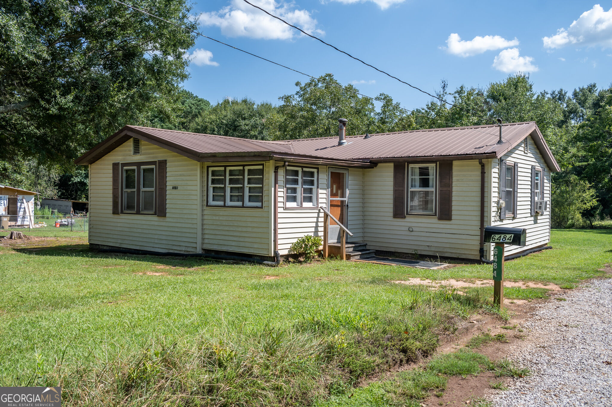 6484 Jefferson River Road Property Photo 4