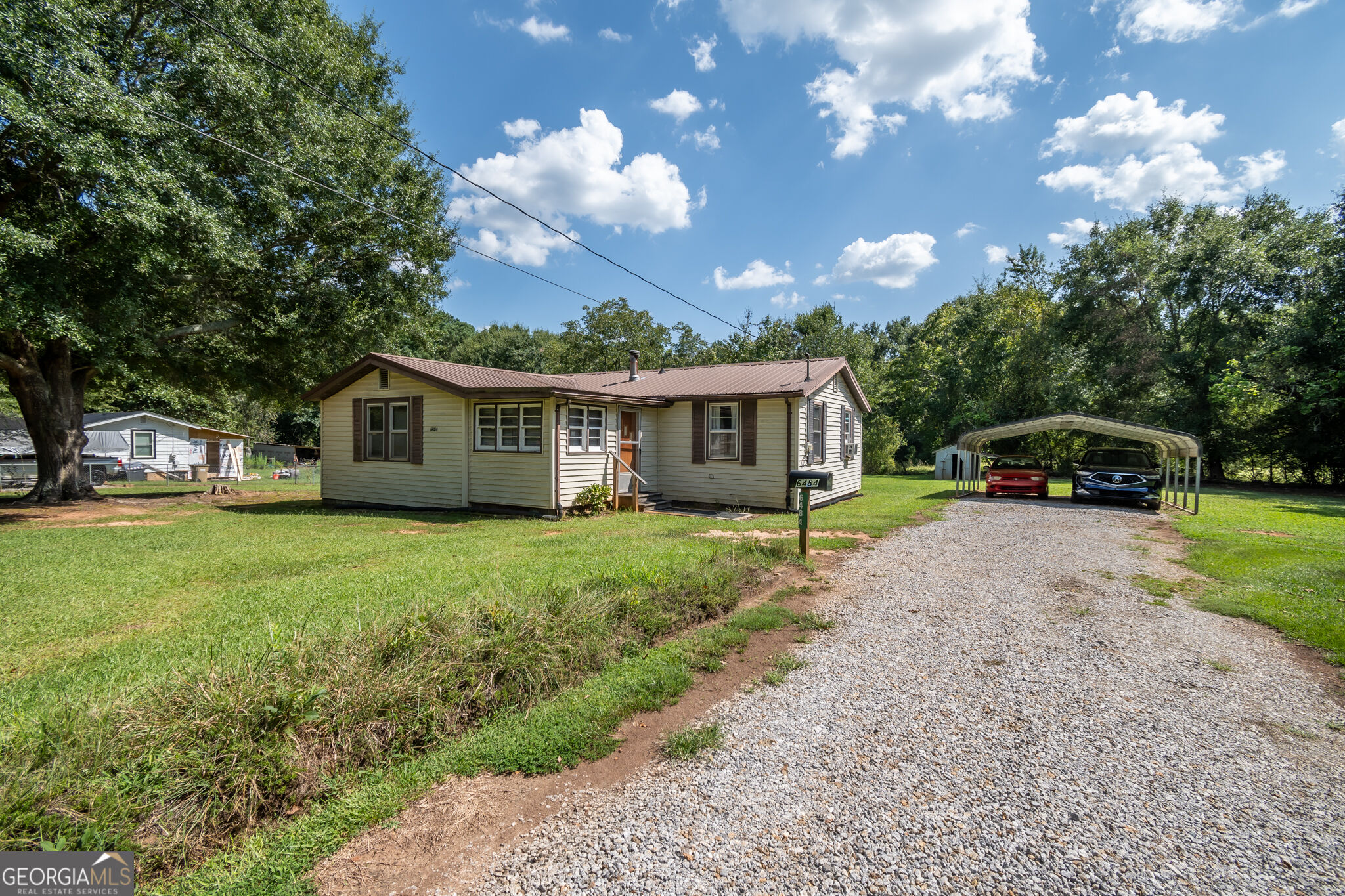 6484 Jefferson River Road Property Photo 6
